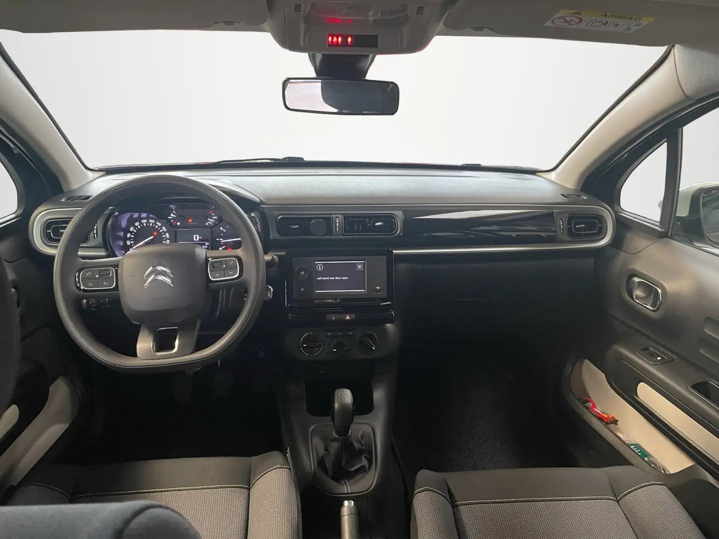Citroen C3 1.2 puretech Shine s&s 83cv neopatentati