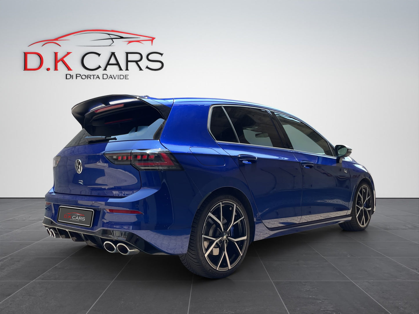 GOLF 8.5 R