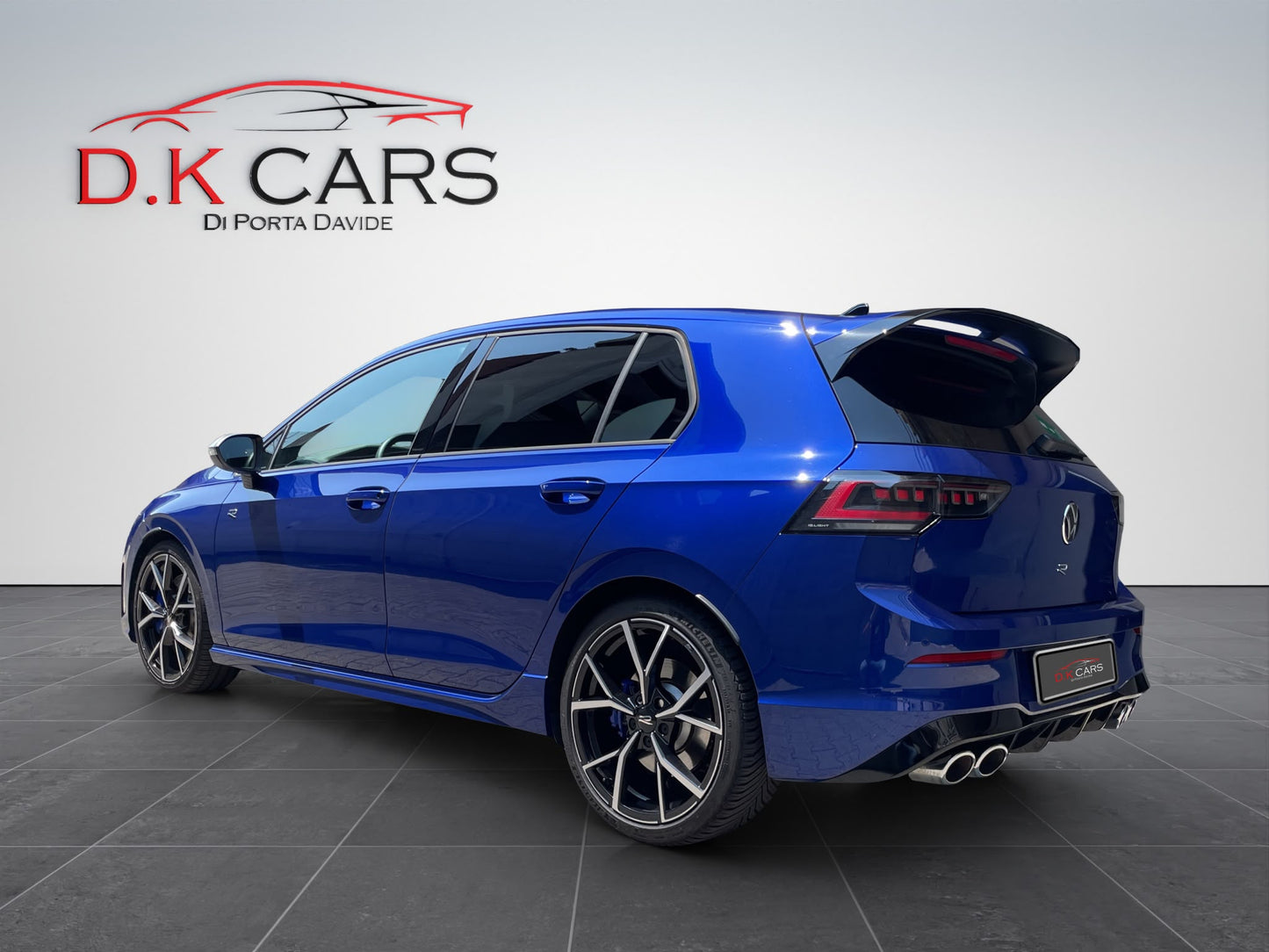 GOLF 8.5 R